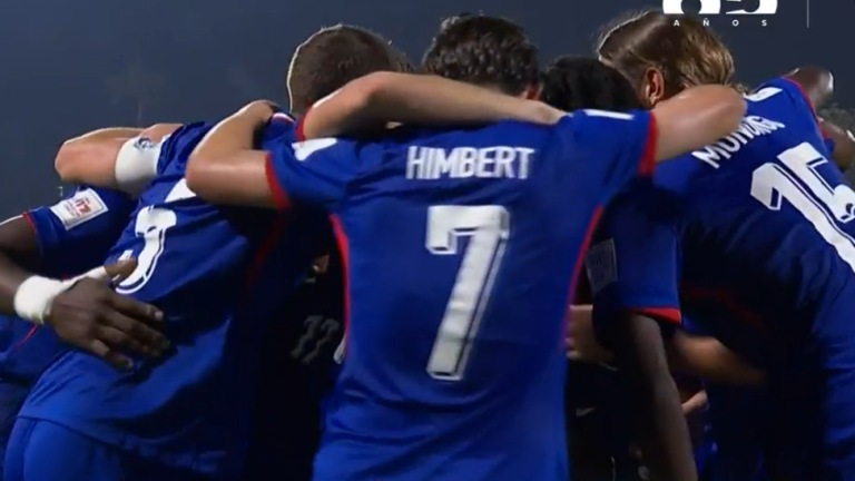 Preciso tiro libre: El gol de Francia que abrió la cuenta ante Chile en el Mundial Sub 17