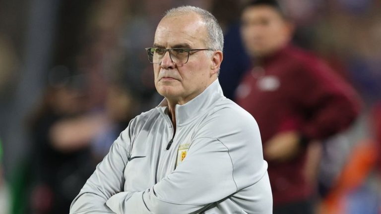 Durísimos cuestionamientos a Marcelo Bielsa por histórica derrota de Uruguay: DT hizo fuerte autocrítica