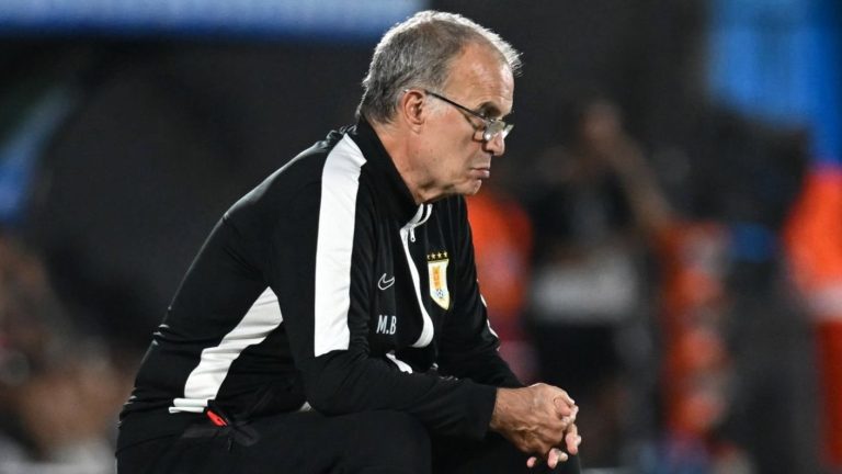 Continuidad en Uruguay, relación con jugadores y más: Las 6 frases que dejó Marcelo Bielsa