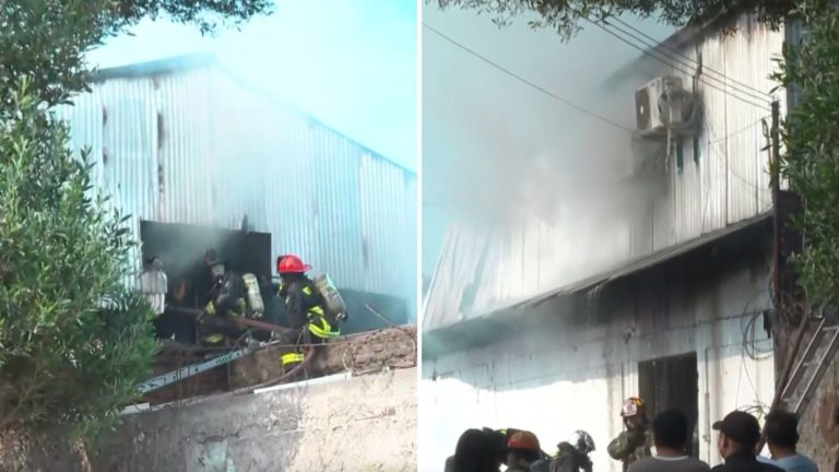 Bomberos combaten incendio en panadería en Cerro Navia: Hay un voluntario lesionado