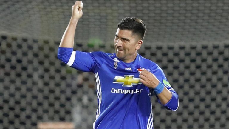 “Hermosa mañana”: David Pizarro volvió a colocarse camiseta de la U para jugar con los históricos