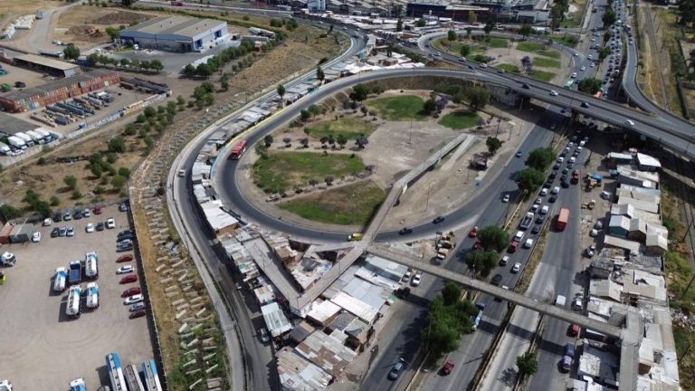 Maipú ordena desalojo y demolición de toma “El Trébol”: Alberga a 110 familias