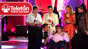 VIDEO | Emilia Dides, Nico Ruíz y Bry On se sumaron al cierre de Teletón 2025