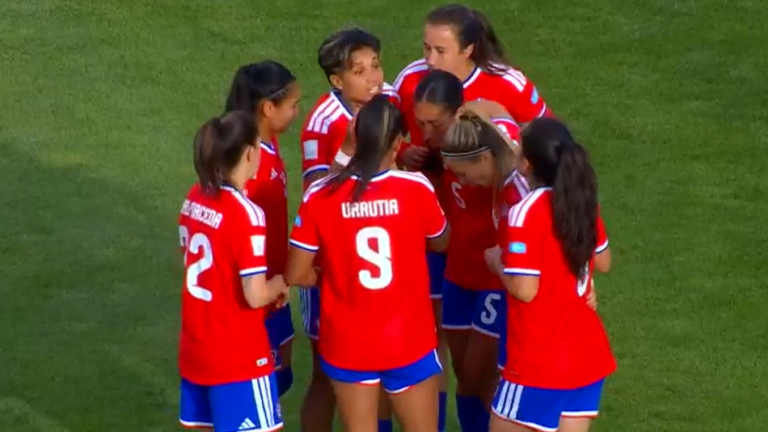 ¡Cañonazo espectacular! Nayadet López Opazo le da el empate a Chile ante Perú con tremendo remate