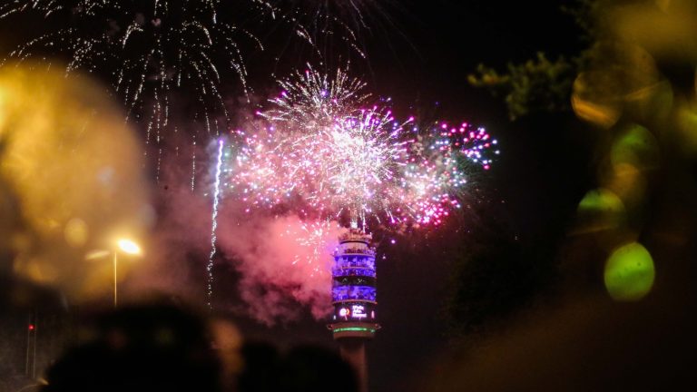 Regresan los fuegos artificiales de Año Nuevo a la Torre Entel: Incluirá innovador show de drones