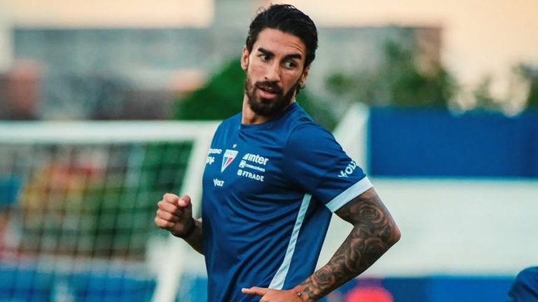 El complejo momento de cuestionado ex Colo Colo: Se fue al descenso y pidió disculpas