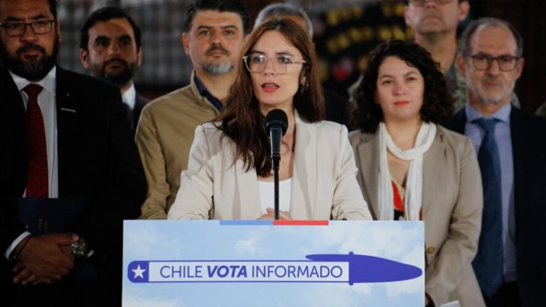 Vallejo responde a Kast por relato de “Chile se cae a pedazos”: “Una falta de respeto para el país”