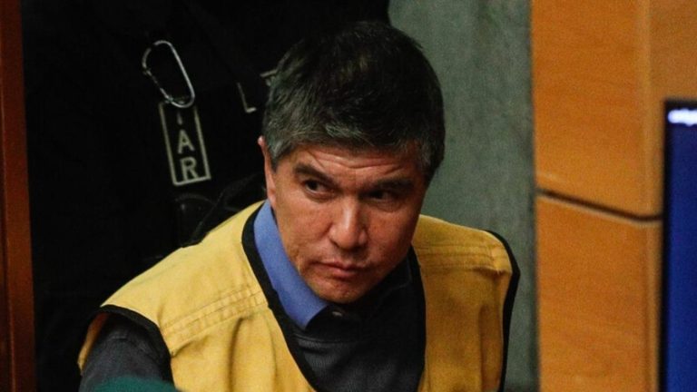 Fiscalía pide 14 años de cárcel para Manuel Monsalve por violación y abuso sexual