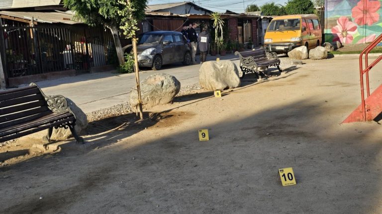 Hombre permanece grave tras ser baleado en plaza de Paine: Esto es lo que se sabe