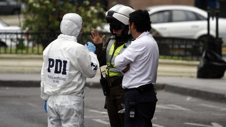 Guardia murió tras ser apuñalado en la Alameda: Iba rumbo a su hogar tras terminar su turno