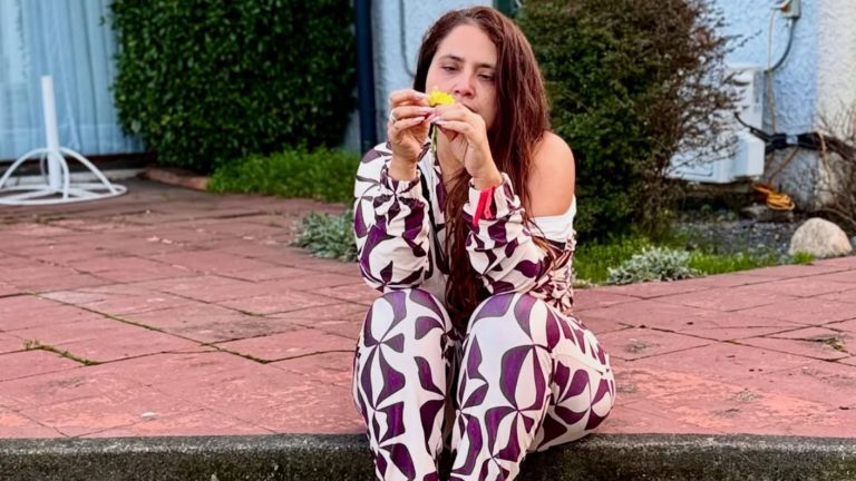 “Causa y efecto”: Pamela Leiva expuso a mujer que la insultó y luego debió disculparse