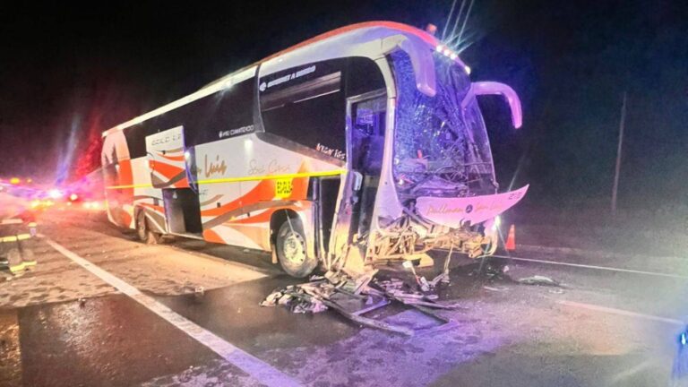 Grave accidente dejó cinco víctimas fatales en Mejillones: Tres son menores de edad