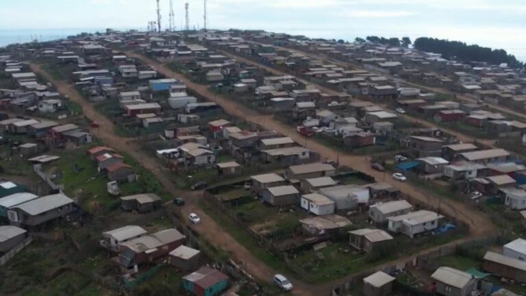 Denuncias de narcotráfico y armas: La verdad detrás del desalojo de megatoma en San Antonio