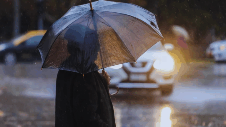 Vuelven las precipitaciones a la capital: Revisa cuándo lloverá en la RM