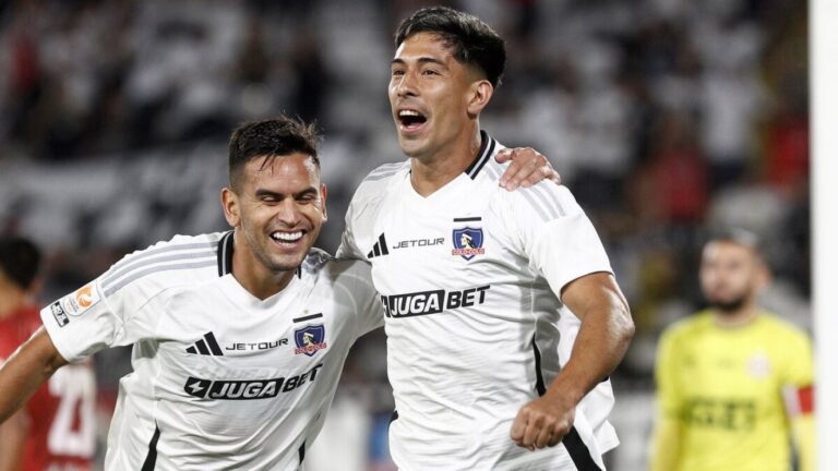 Tras una pobre campaña: Salomón Rodríguez deja Colo Colo y parte a inédito club