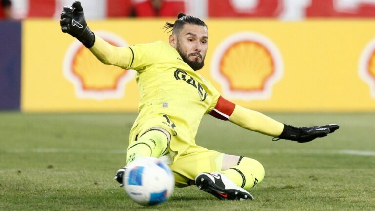 Giro en la carrera de Paulo Garcés: El sorpresivo club por el que fichó a los 41 años