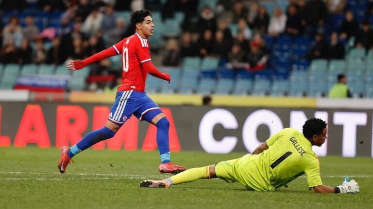 Chile vuelve a caer en el Ranking FIFA: Así estaba ubicada La Roja hace un año