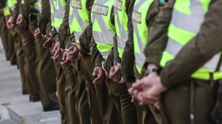 Imputarán a 6 excarabineros por muerte de joven en calabozo: Son acusados de no prestar auxilio