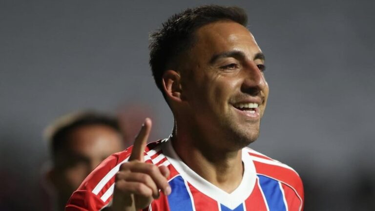 Javier Correa estalla contra sus críticos en Colo Colo y manda potente recado: “Sigan hablando”