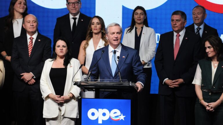 ¿Dónde estudiaron los ministros de Kast? Estas son las profesiones y las universidades de su gabinete