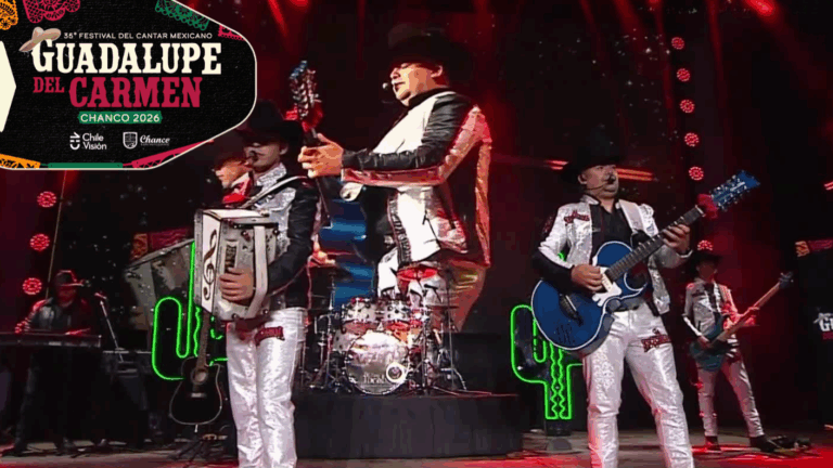 ¡La revelación de la noche! La Descendencia Chilena se llevó todos los aplausos con “Disculpe usted”