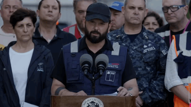 Pdte. Boric confirma 18 fallecidos por incendios: “Desgraciadamente ese número va a aumentar”