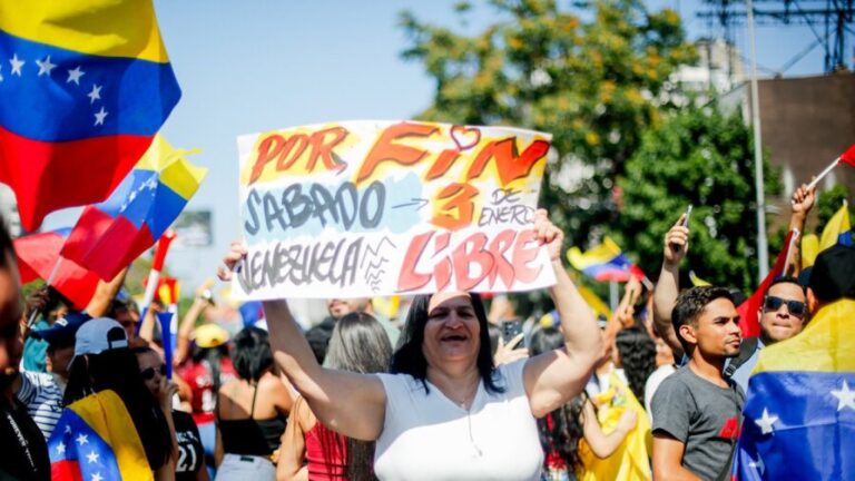 🔴 EN VIVO | Sigue en directo la cobertura especial de CHV Noticias tras la captura de Nicolás Maduro