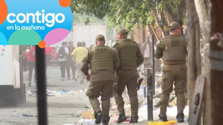 Lanzaron piedras y botellas: Violento enfrentamiento entre ambulantes y Carabineros en Meiggs