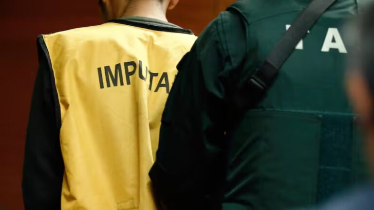 Artista Urbano quedó en prisión tras ser acusado de drogar, violar y grabar a adolescentes en Iquique