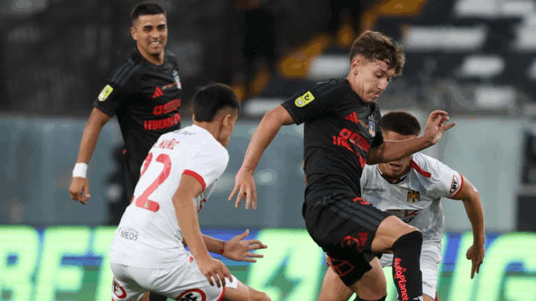 Sin goles en el Monumental: Colo Colo y Unión Española firmaron empate en la Noche Alba Solidaria