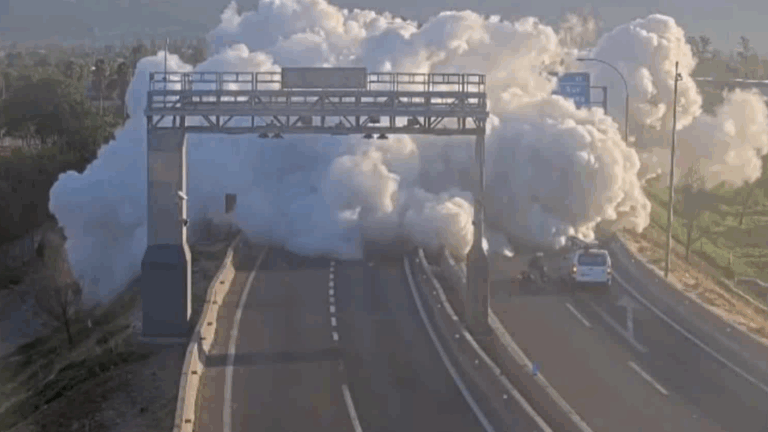 ¿Por qué fue tan devastador el avance de las llamas en la tragedia de Renca? Experto explica qué originó el fuego