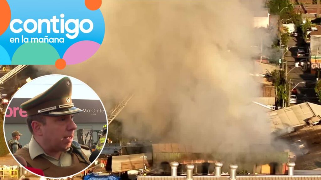 Incendio en fábrica textil de Independencia obliga a evacuar viviendas: No tendría riesgo de propagación