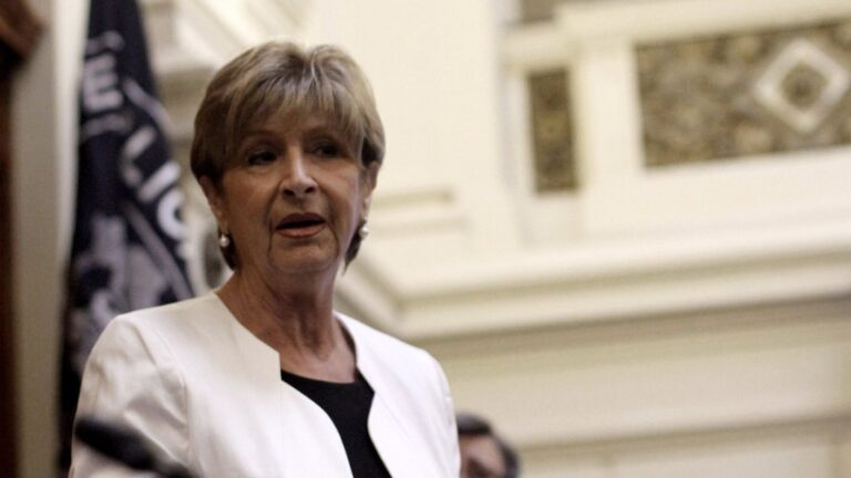 Lo que se sabe del estado de salud de Marta Larraechea: Apuntan a picadura de abeja