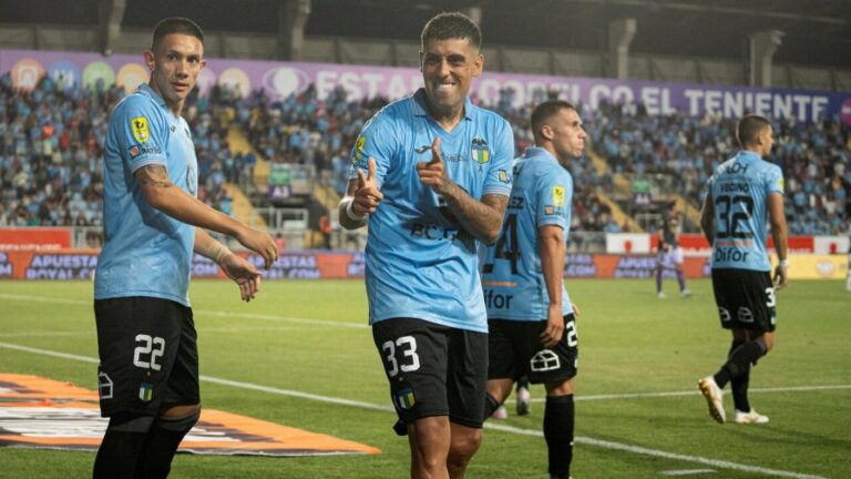 Buscando pegar primero: O'Higgins confirmó su formación para el partido ante Bahía