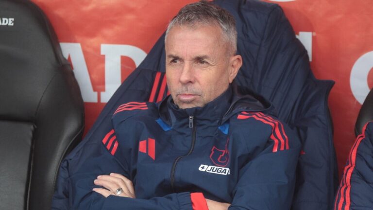 Gustavo Álvarez vuelve a generar ruido: Sería opción en un grande de Sudamérica