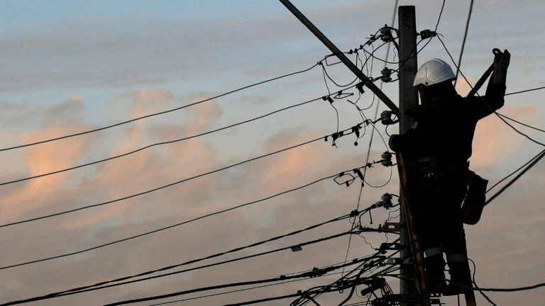 Masivo corte de luz afecta a comunas en la RM: Estas son las zonas afectadas