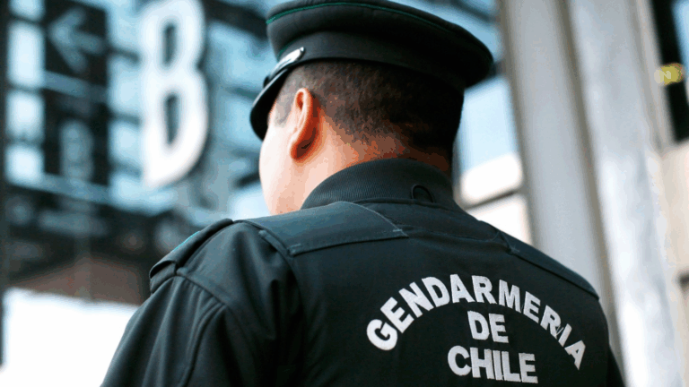 Tras fuga de reos: Gendarmería remueve a director regional y otros tres altos cargos de penitenciaria