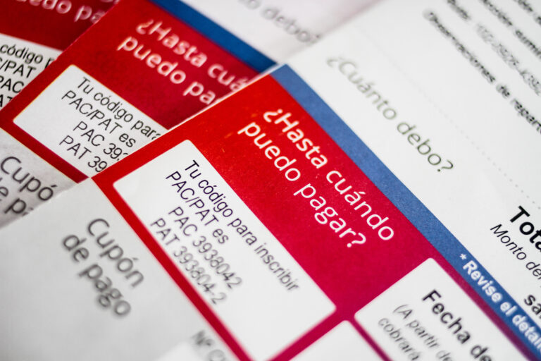 SEC posterga alza en las cuentas de la luz para el mes de julio