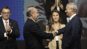 Con nuevos decretos: Gobierno exime siete cargos claves del sistema de Alta Dirección Pública