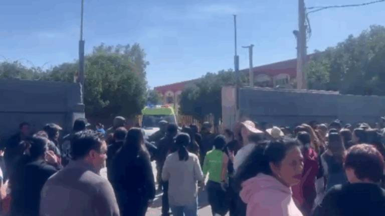 Urgente: Estudiante mató a inspectora e hirió a otras 4 personas en colegio de Calama