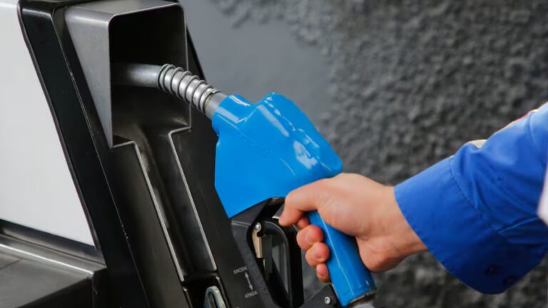 Empresas se unen y lanzan beneficio en combustible: Está la posibilidad de ganar un año de bencina gratis