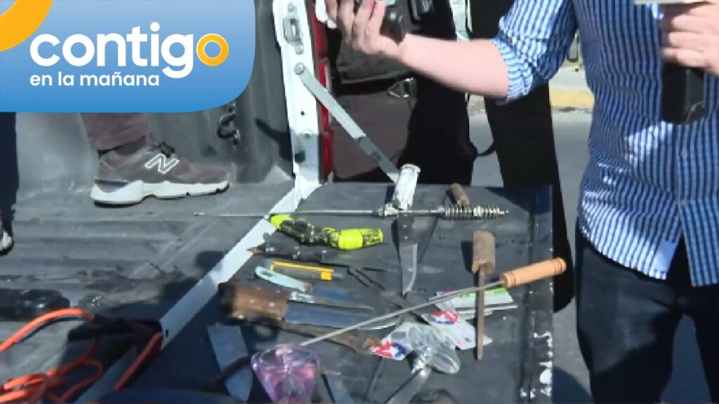 Hallan armas blancas y botellas de “pelacables” en retiro de rucos en Pedro Aguirre Cerda