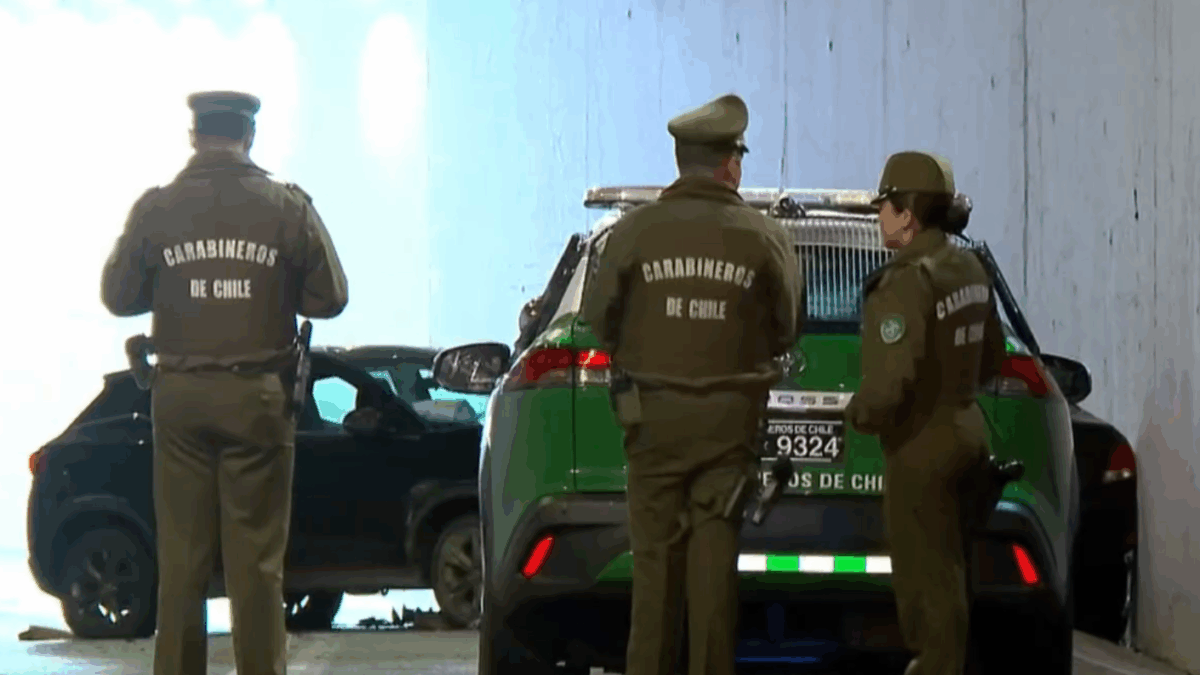 Conductor ebrio provocó fatal accidente en La Cisterna: Un taxista murió y dos pasajeron permanecen graves