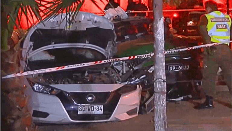 Carabinera quedó atrapada: Conductor ebrio colisionó patrulla policial en Conchalí