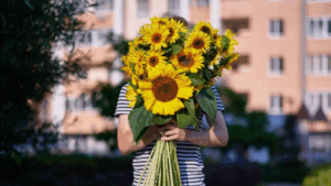 Flores amarillas: ¿Cuándo se regalan y cómo surgió esta tendencia?
