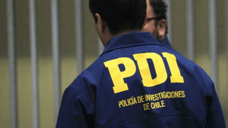 Hombre atacó con cuchillo a sus hijos de 8 y 13 años en Pirque: También hirió a abuelos maternos de los menores