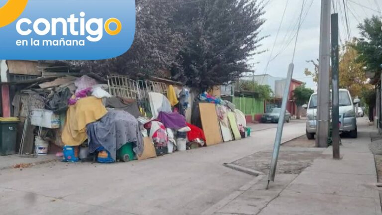 Denuncian a vecina con síndrome de Diógenes: Lleva cinco años acumulando desperdicios en San Bernardo