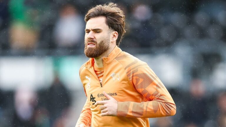 Ben Brereton infla el pecho y destaca la temporada del Derby County: “Muchos se equivocaban”