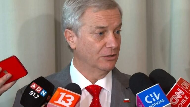 Kast destacó a embajador de EE.UU. en Chile y emplazó a Boric: 