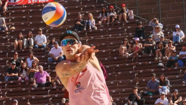 Noé Aravena e Ignacio Zavala lograron meritorio segundo lugar en Sudamericano de Voley Playa